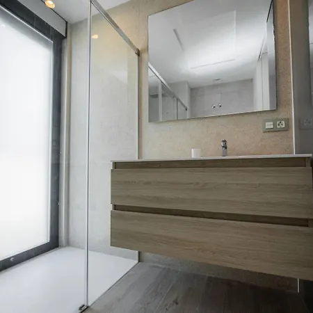 Luxury 3 Bedroom Finestrat With A Pool Villa *