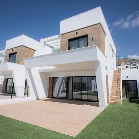 Luxury 3 Bedroom Finestrat With A Pool Villa