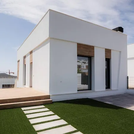 Luxury 3 Bedroom Finestrat With A Pool Villa